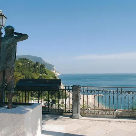 La Torre Bed and Breakfast Numana