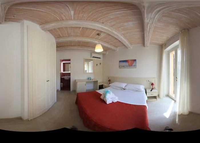 La Torre Bed & Breakfast 4*